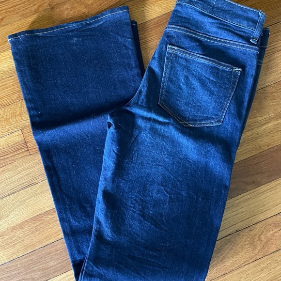 GAP Modern Flare Jeans - Picture 2 of 3